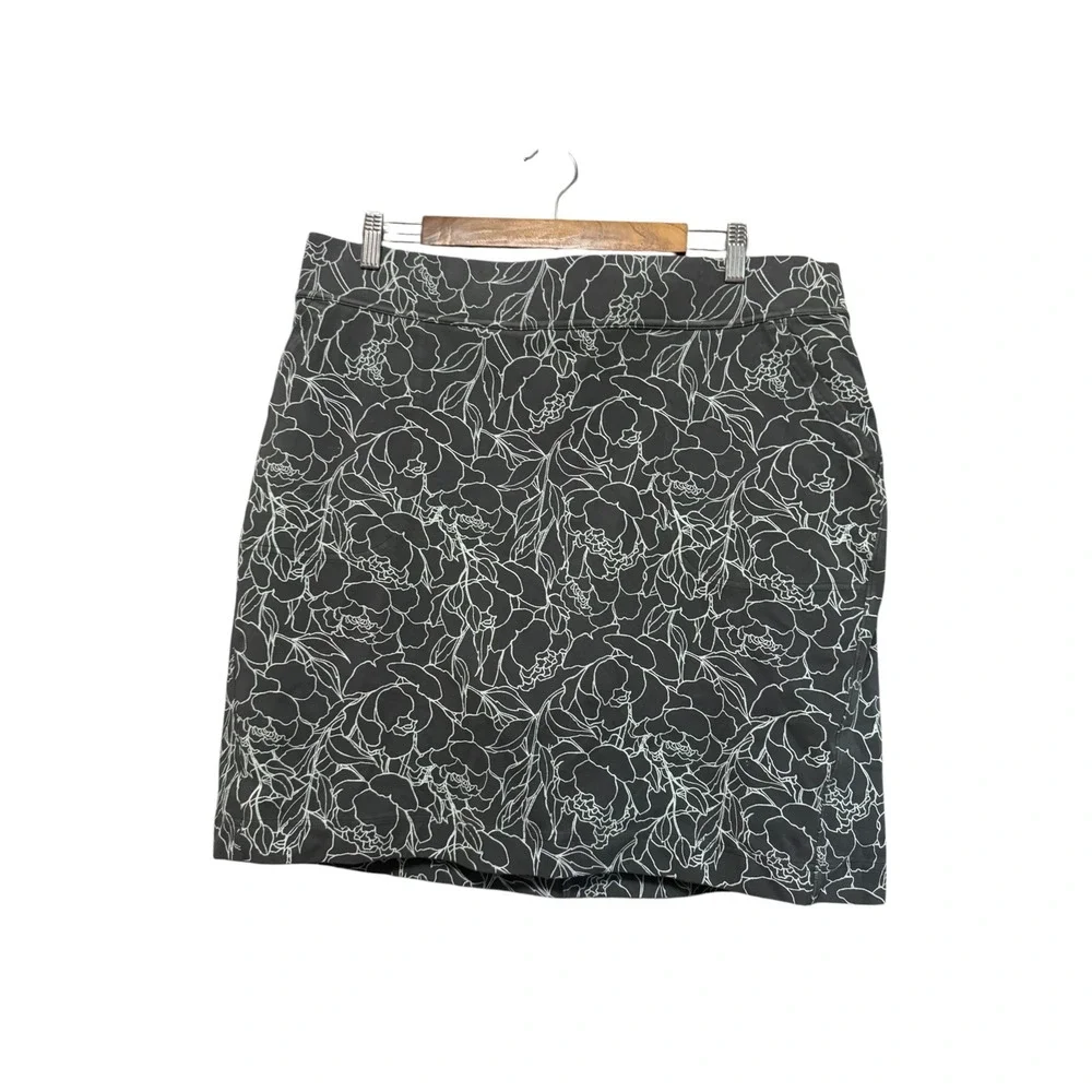 Duluth Trading Co Skort Womens Large Grey Excellent Floral Cotton Spandex Active